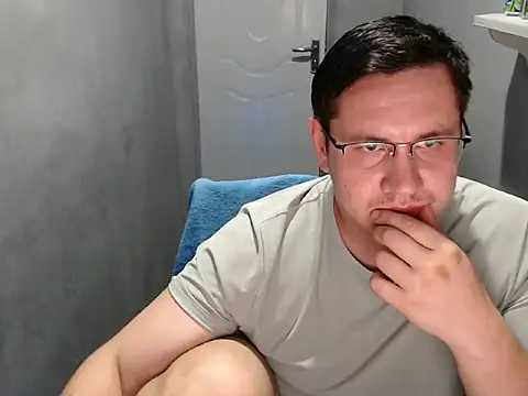 XXX chat uživo modela Max_Marlinn