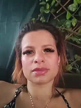 Cataleya_16's Live XXX Chat