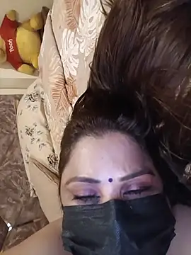 Jiya22 Adlı Modelin Canlı XXX Sohbeti