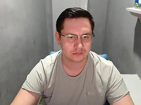 XXX chat uživo modela Max_Marlinn