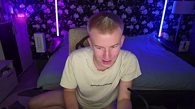 XXX chat uživo modela Vuitton