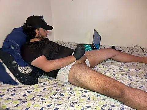 Chat +18 de TonnyBottom ao vivo