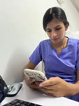 Mia_Alanna Live XXX Chat