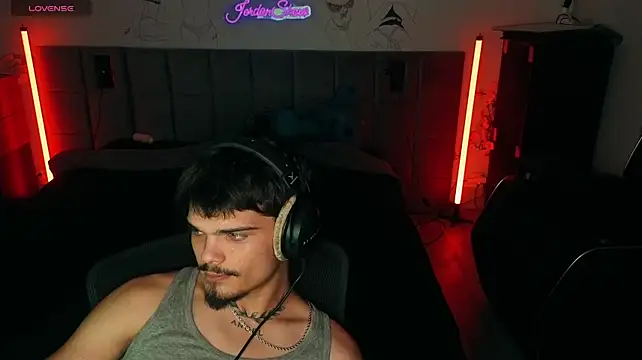 JordanShow Live XXX Chat