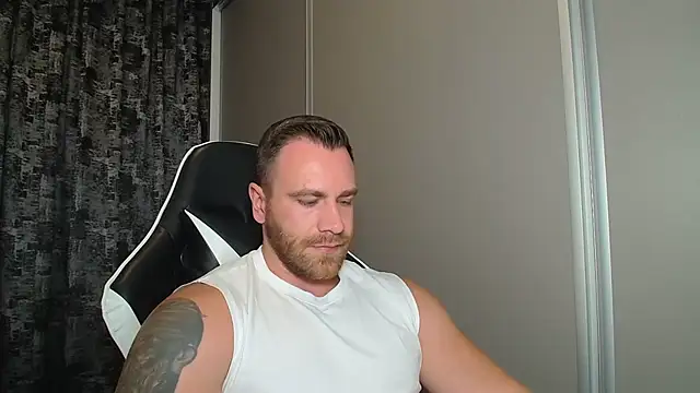 Thori92 Adlı Modelin Canlı XXX Sohbeti