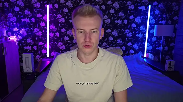 Vuitton – Naživo XXX chat