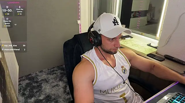 michaelbradleu Chat XXX live