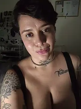 XXX chat uživo modela KatInk