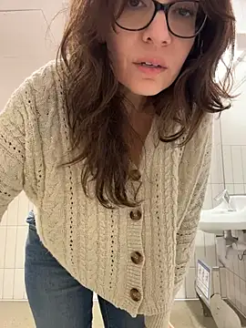צ'אט XXX בשידור חי של BeautifulMesss