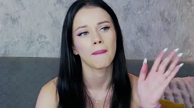 Chat XXX ao vivo de LunnaHayses