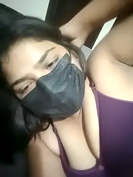 SanaStar লাইভ XXX চ্যাট