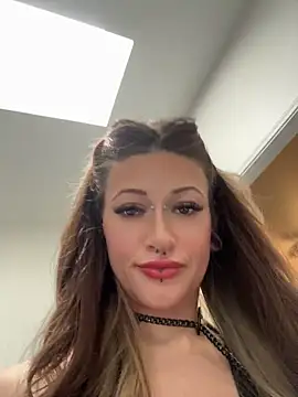Chat +18 de AshenRoe ao vivo