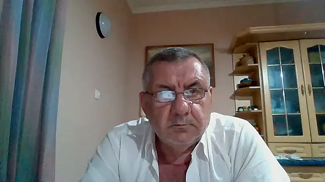 machomale3's Live XXX Chat