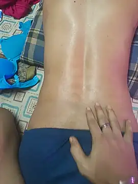 Chat +18 de saggy1218 ao vivo