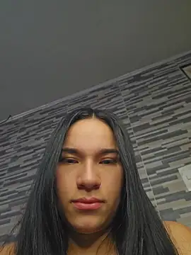 Chatroom XXX en direct de Lolitta_xxx
