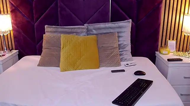 Chat +18 de AlexaBarnes ao vivo