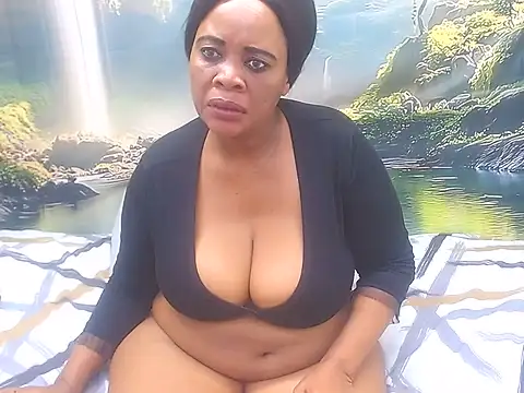 BLACKMILF4U's Live XXX Chat