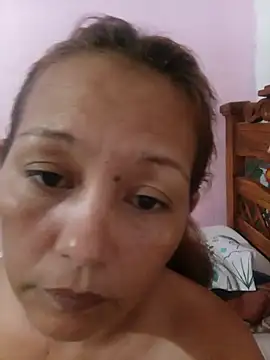 marinita13 XXX чат на живо
