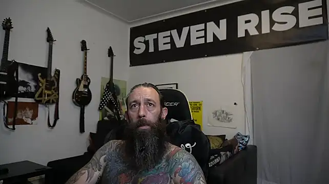 צ'אט XXX בשידור חי של StevenRiseNYC