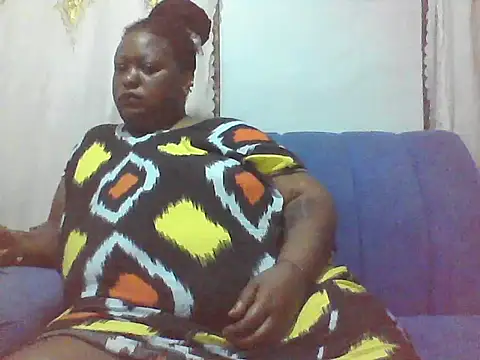 fat_ebonyqueen XXX чат на живо