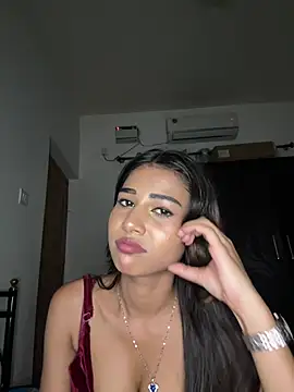 STRIP_GLOW – Live XXX-chat