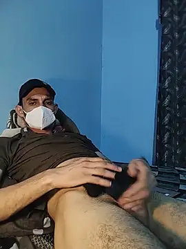 Dhruv0224 Adlı Modelin Canlı XXX Sohbeti
