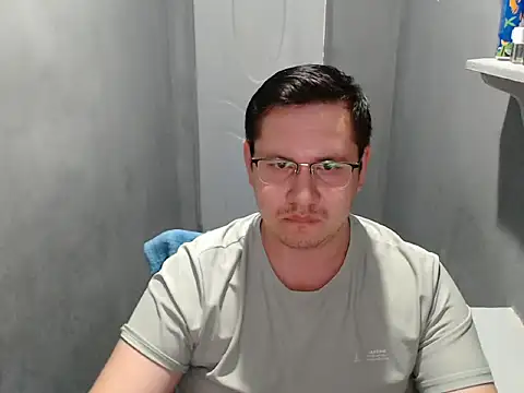Max_Marlinn – Naživo XXX chat
