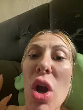 Shelly-Marie Webcam-Show