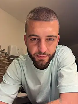 Chat XXX en directo de Pablo_Hornyguy95