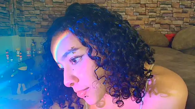 Chat XXX ao vivo de Dhalila_