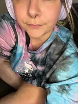 kitten0760 XXX чат на живо