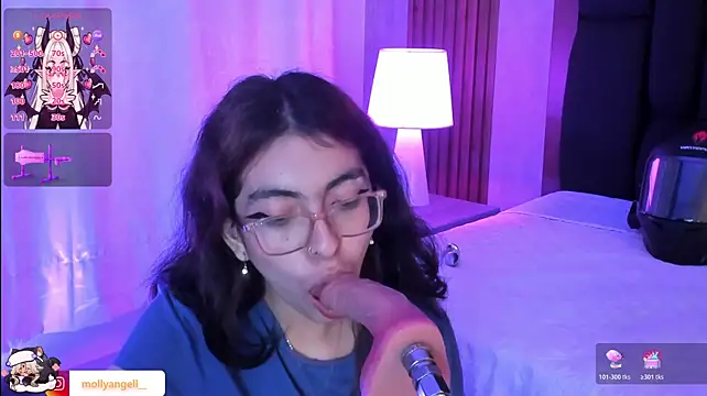 XXX chat uživo modela Molly_A