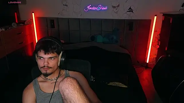 JordanShow's Live XXX Chat