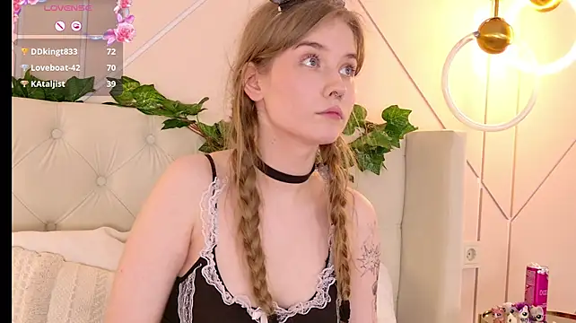 Flora_DeVille's Live XXX Chat