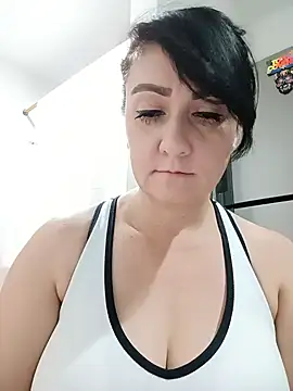 Chat XXX ao vivo de taaliaxxx