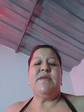 Fulopp15's Live XXX Chat