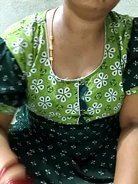 Tamil_Rithika_hot Chat XXX in diretta