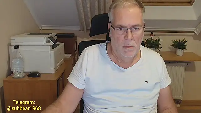 subbear1968 Live XXX-Chat