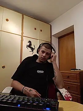 XXX chat uživo modela Saint_LexVII