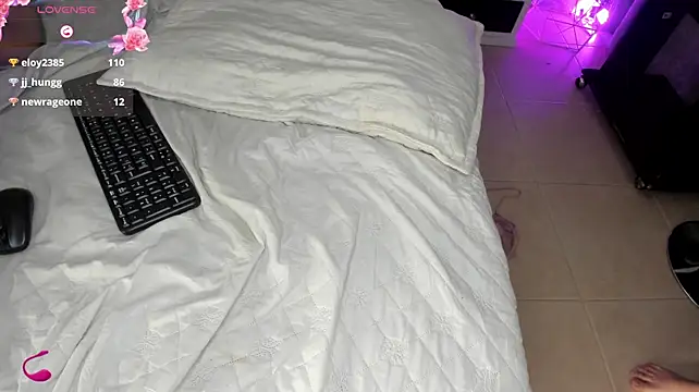 dstevora Chat XXX live