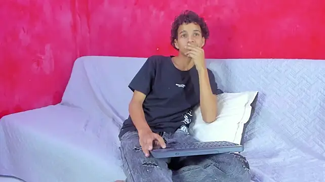 Chat XXX ao vivo de AXEL_DESIRE