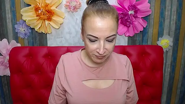دردشة ElizabethSho الجنسية المباشرة