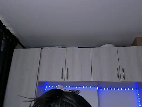 Chat +18 de valeriewhite_ ao vivo