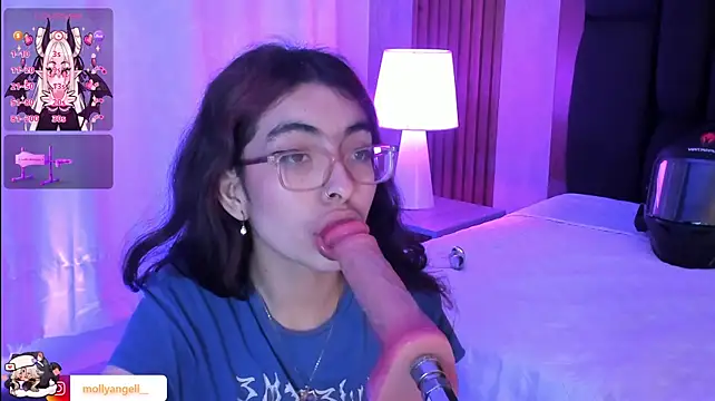 Molly_A Chat XXX in diretta