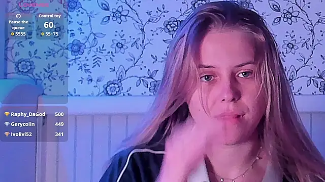 AngelAnty's Live XXX Chat