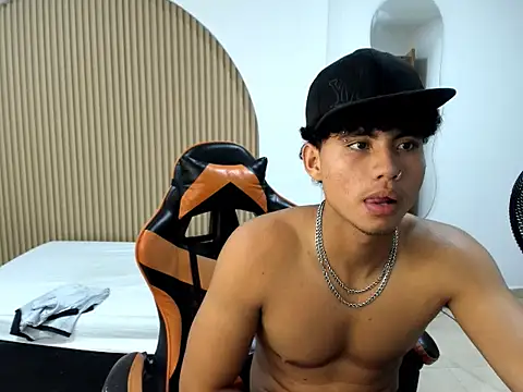 Chatroom XXX en direct de marcus_dick___