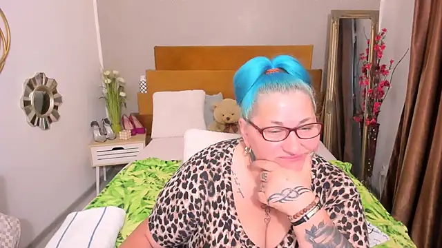 Sugarmommy_69XのライブXXXチャット