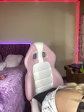 _KittyQueen12 – Naživo XXX chat