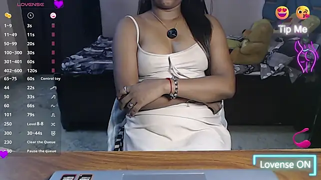 DuskyDivaXO's Live XXX Chat