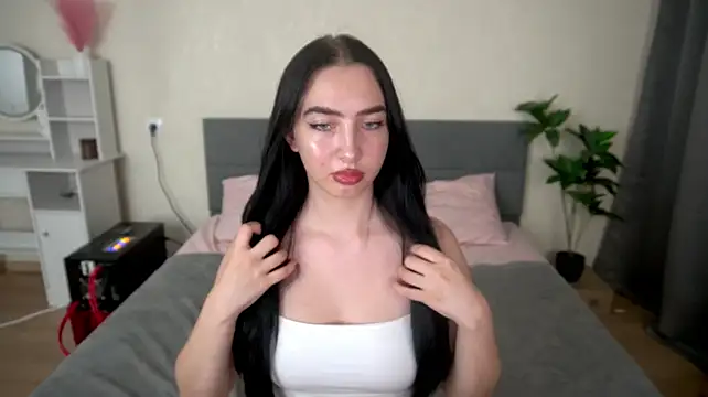 WildKittenX_'s Live XXX Chat